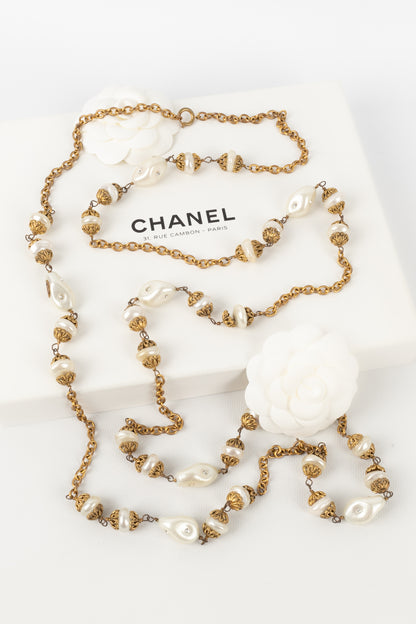 Collier / sautoir Chanel 1984