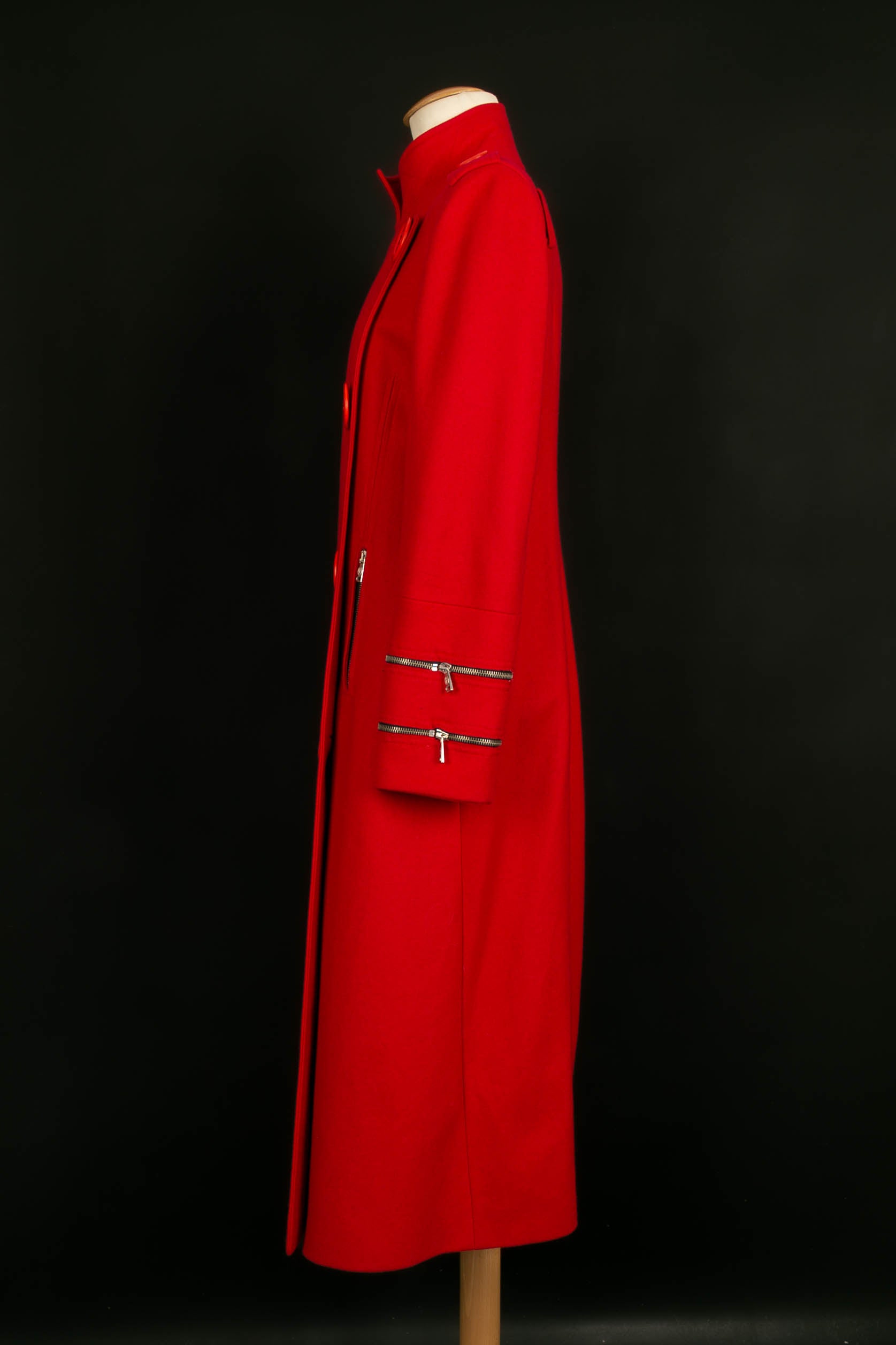Manteau rouge JC de Castelbajac
