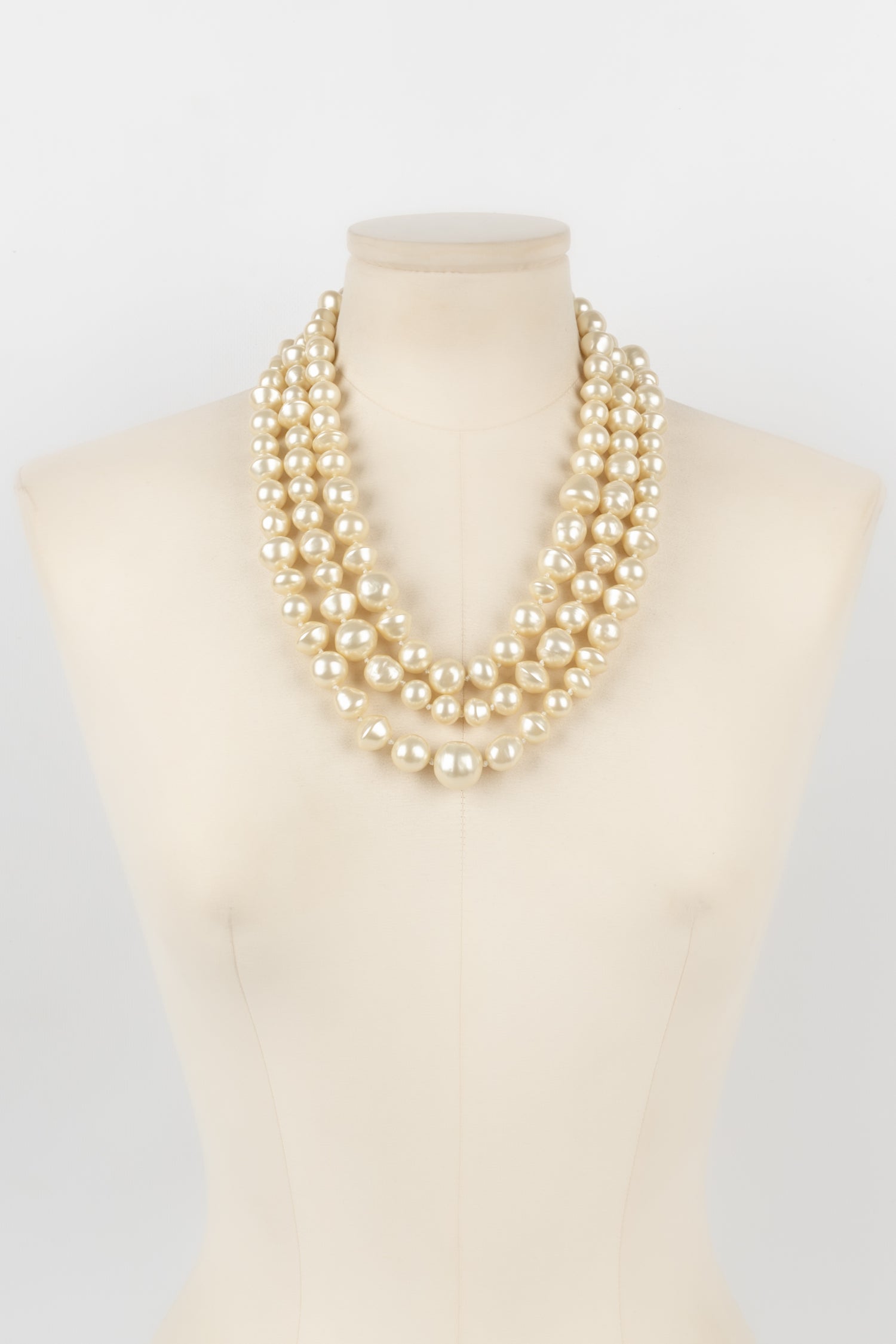 Collier de perles Chanel