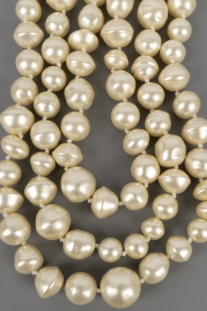 Collier de perles Chanel