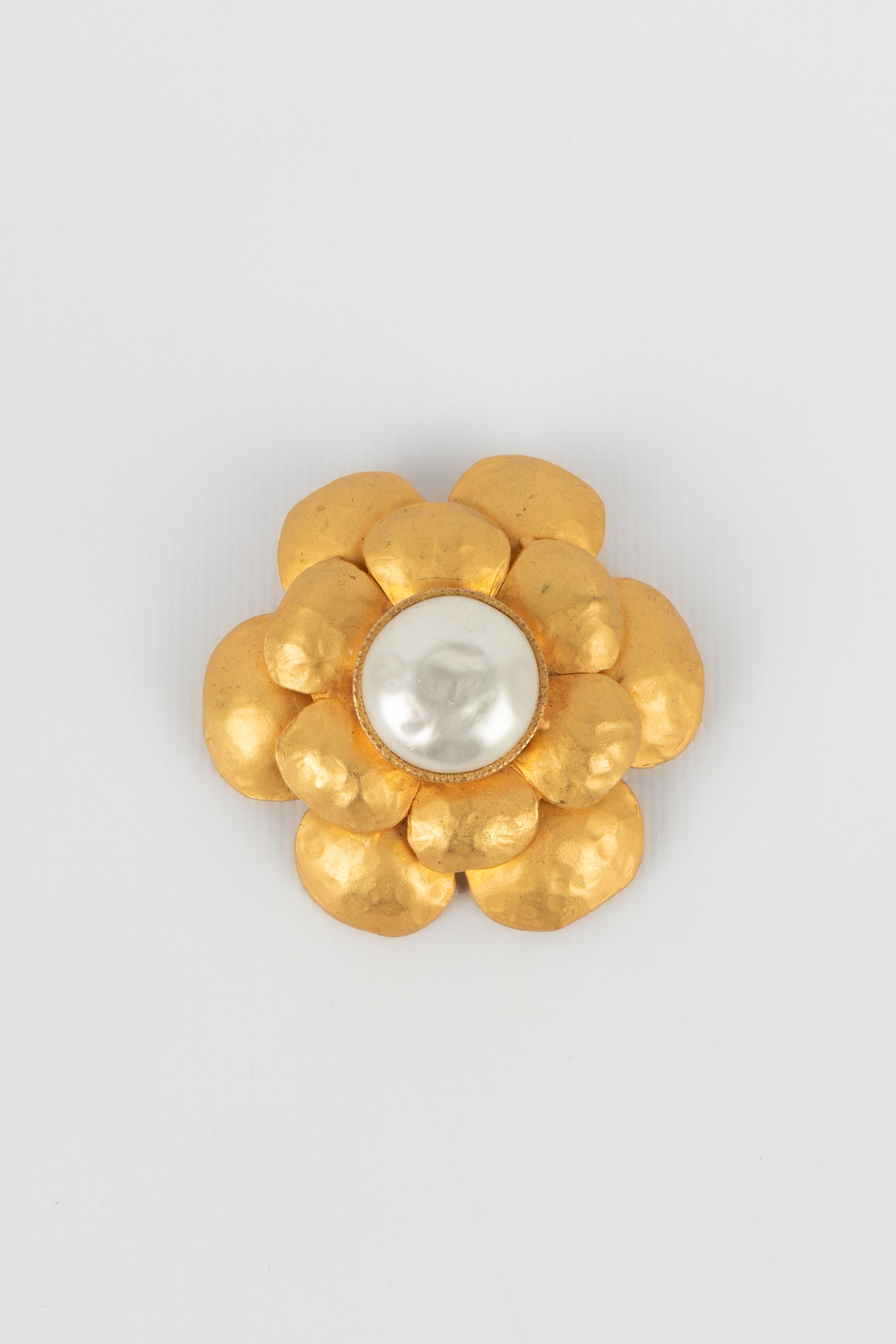 Broche camélia Chanel 1993