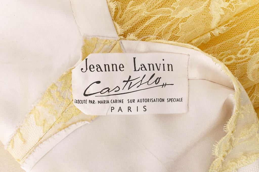 Robe en dentelle Lanvin par Castillo