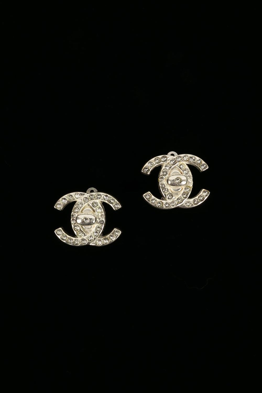 Boucles d'oreilles tourniquet Chanel 1996