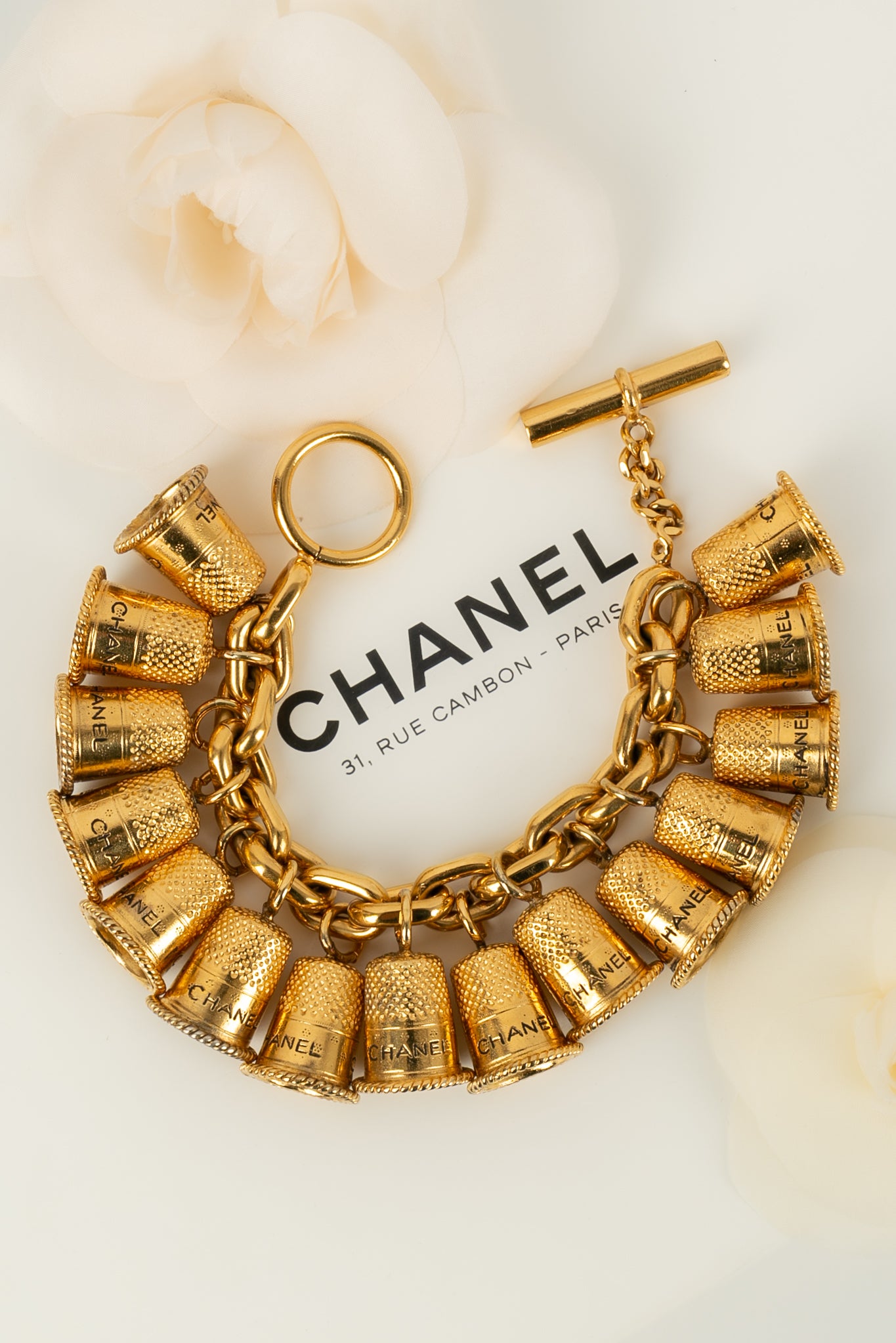 Bracelet dés à coudre Chanel