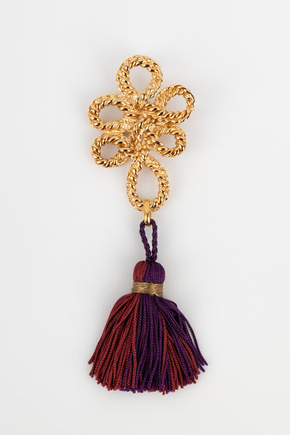 Broche / Pendentif en passementerie Yves Saint Laurent