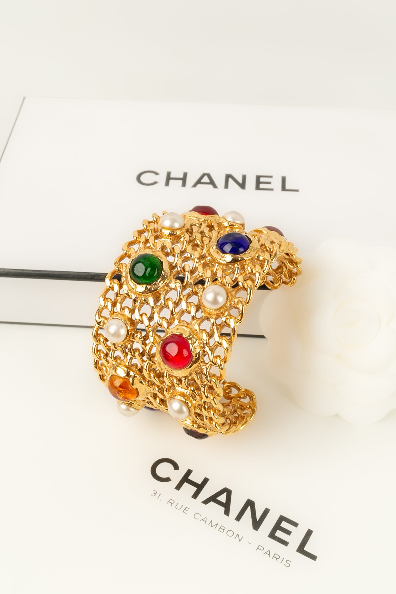 Bracelet manchette Chanel