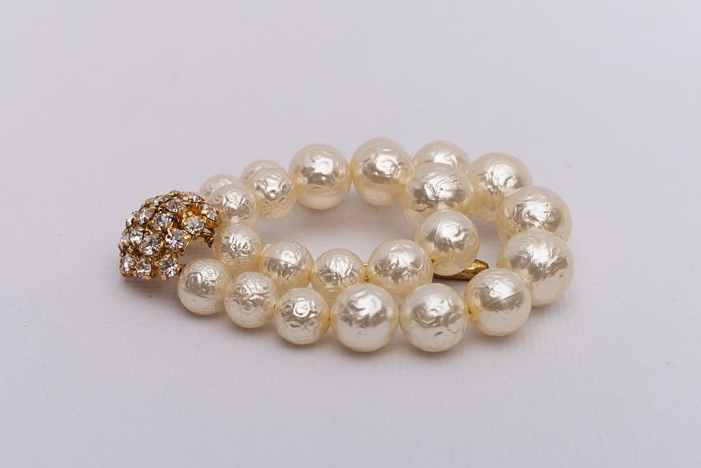 Broche de perles nacrées Dior