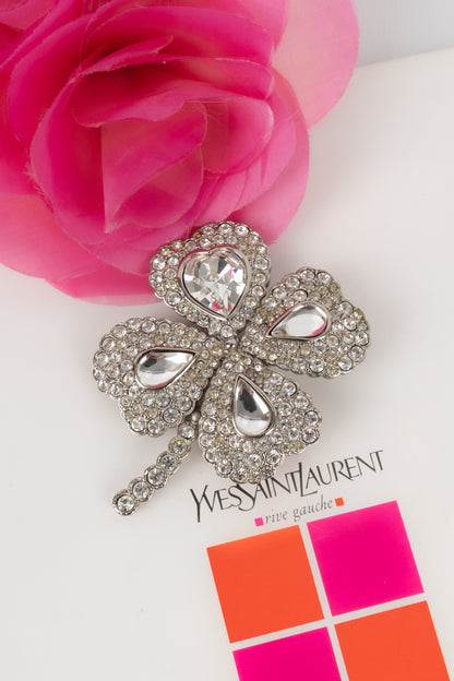 Broche trèfle Yves Saint Laurent