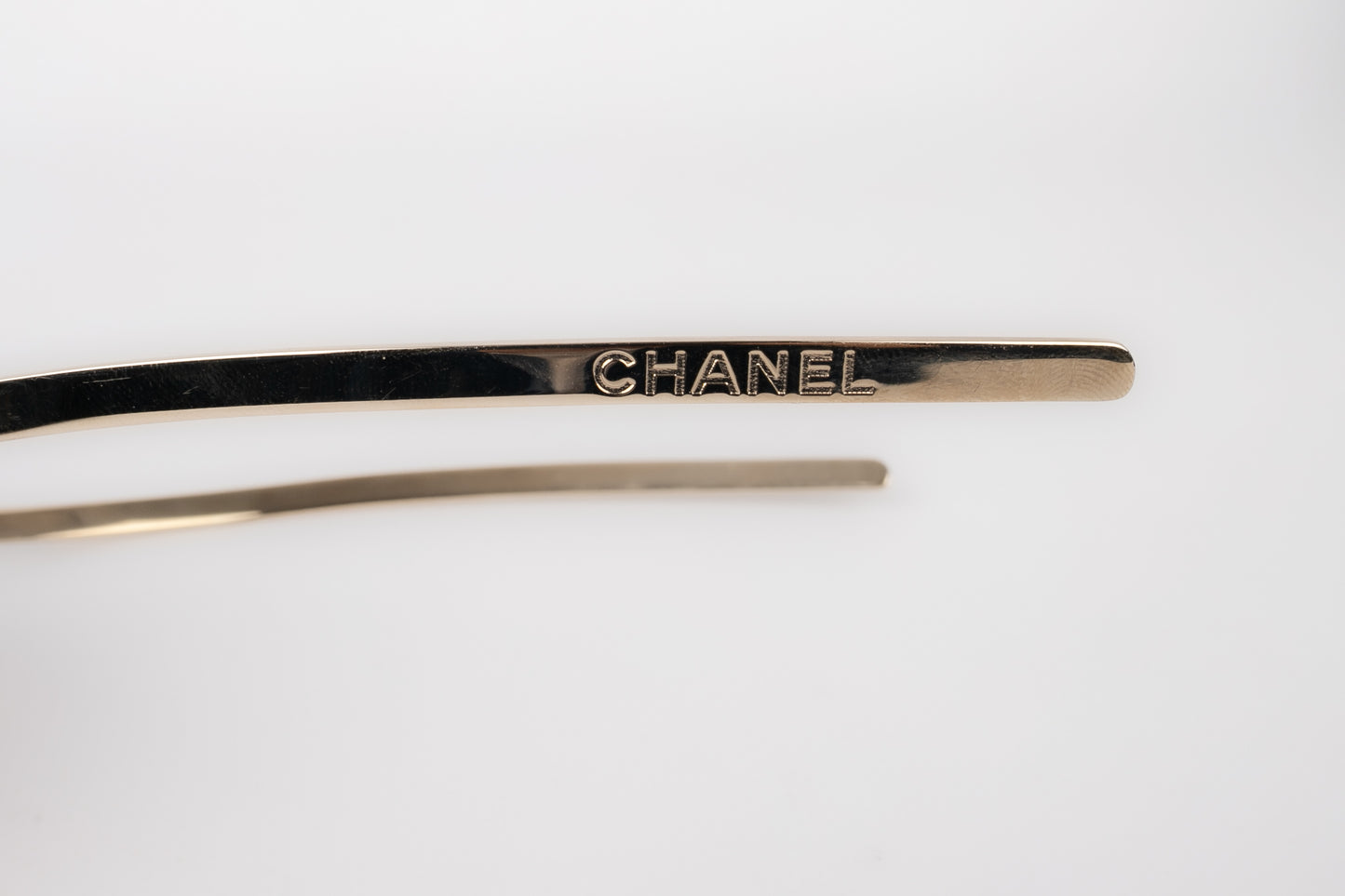 Bijou de tête Chanel 2021