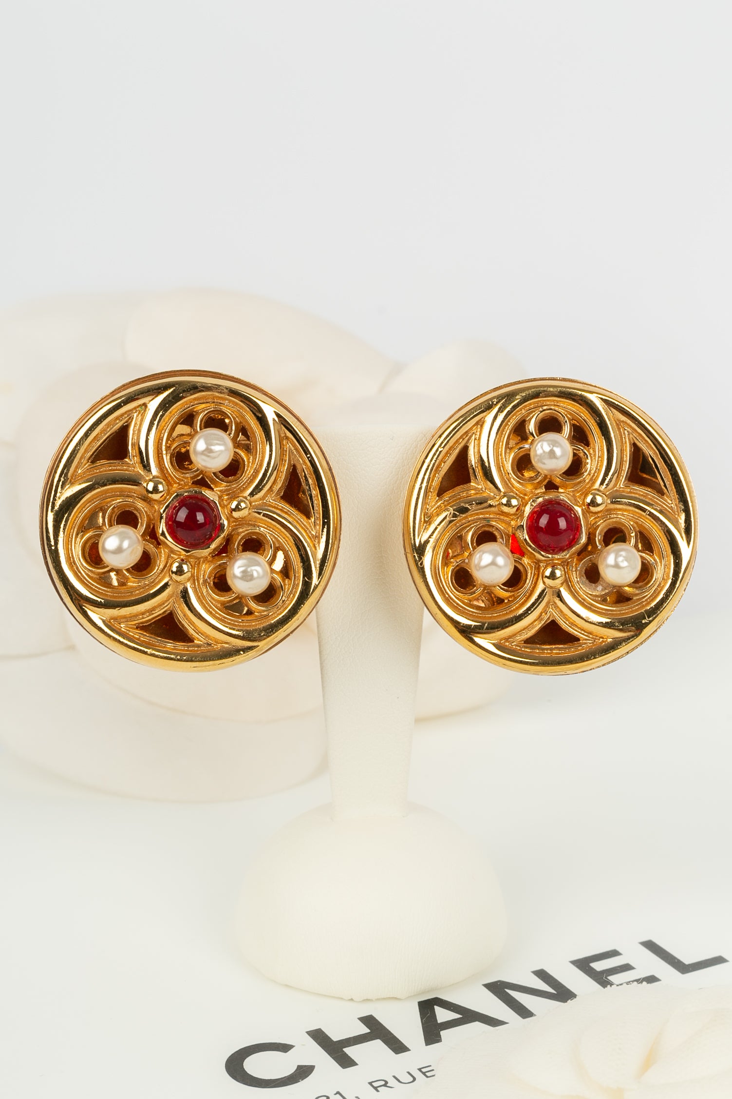 Boucles d'oreilles Chanel Automne 1989