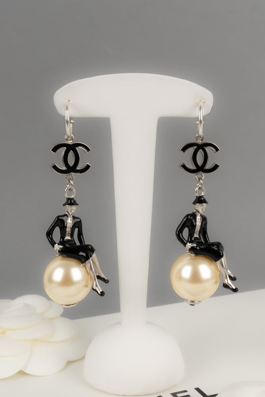 Boucles d'oreilles "Coco sur le monde" Chanel