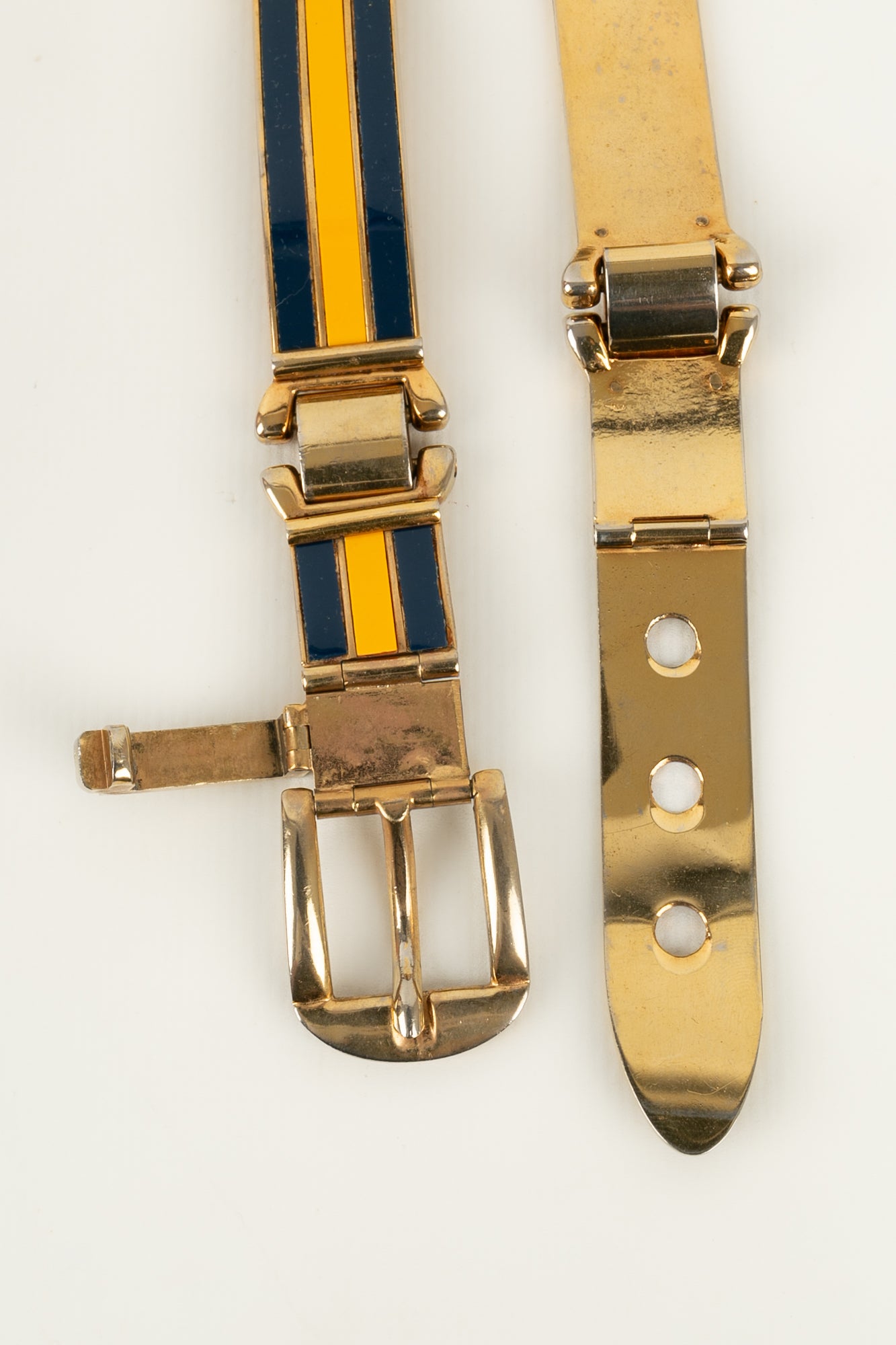 Une hotsell ceinture gucci