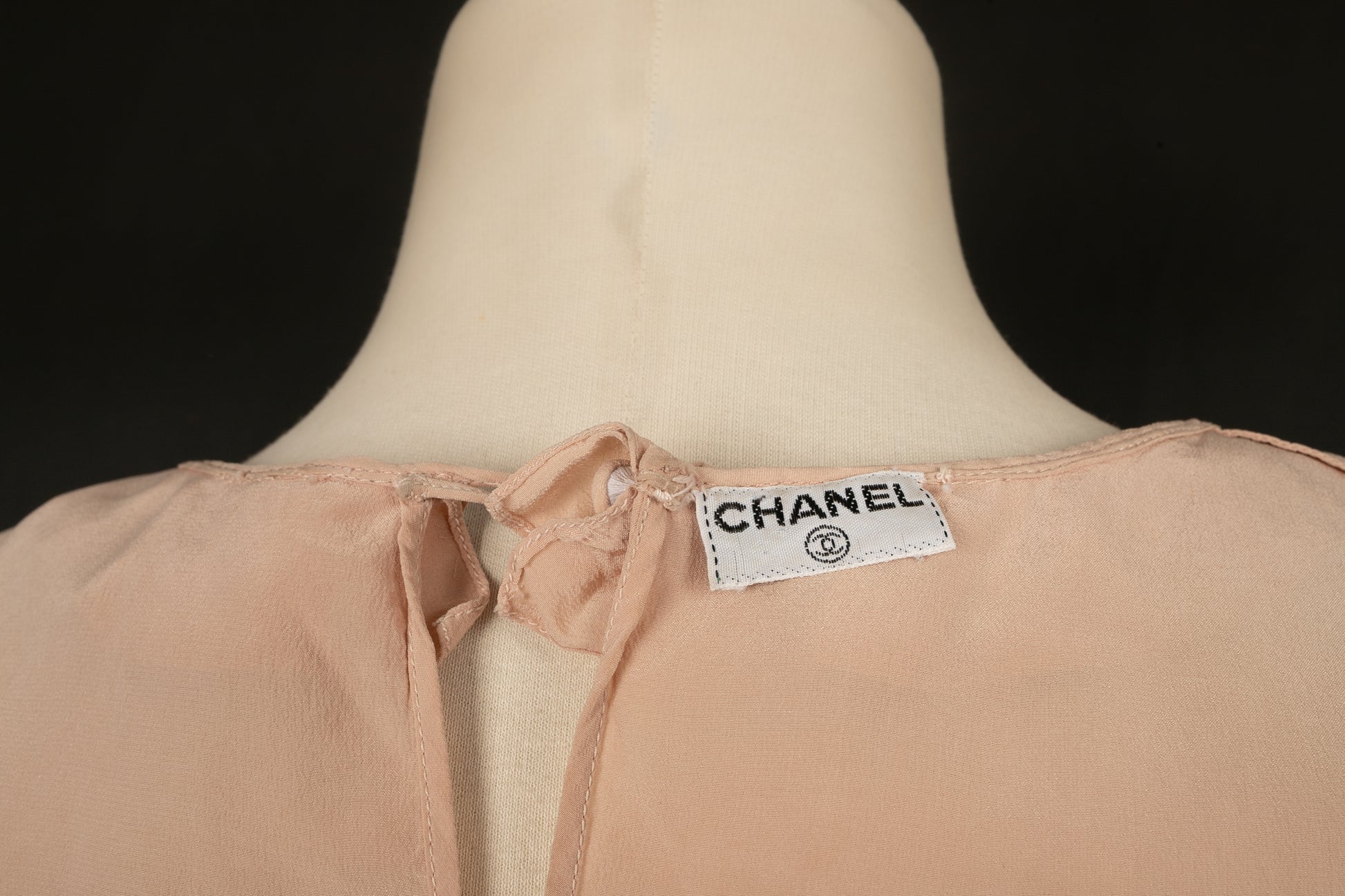 Haut en soie Chanel