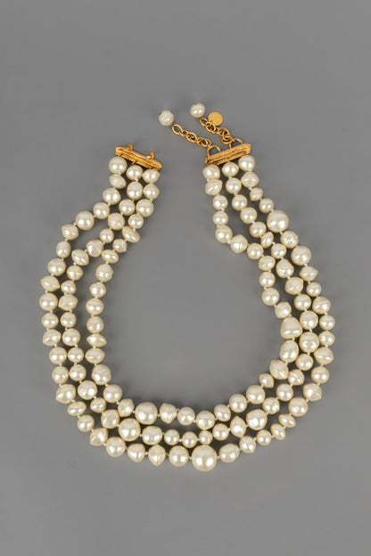 Collier de perles Chanel