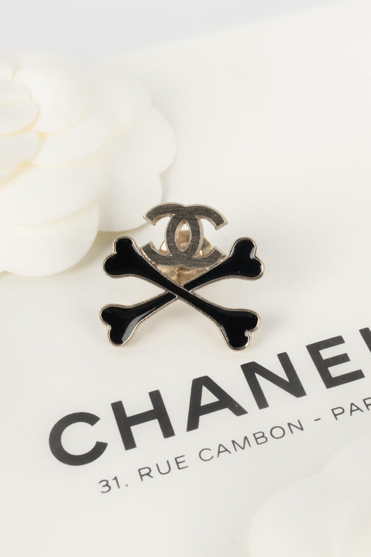 Broche pins Chanel 