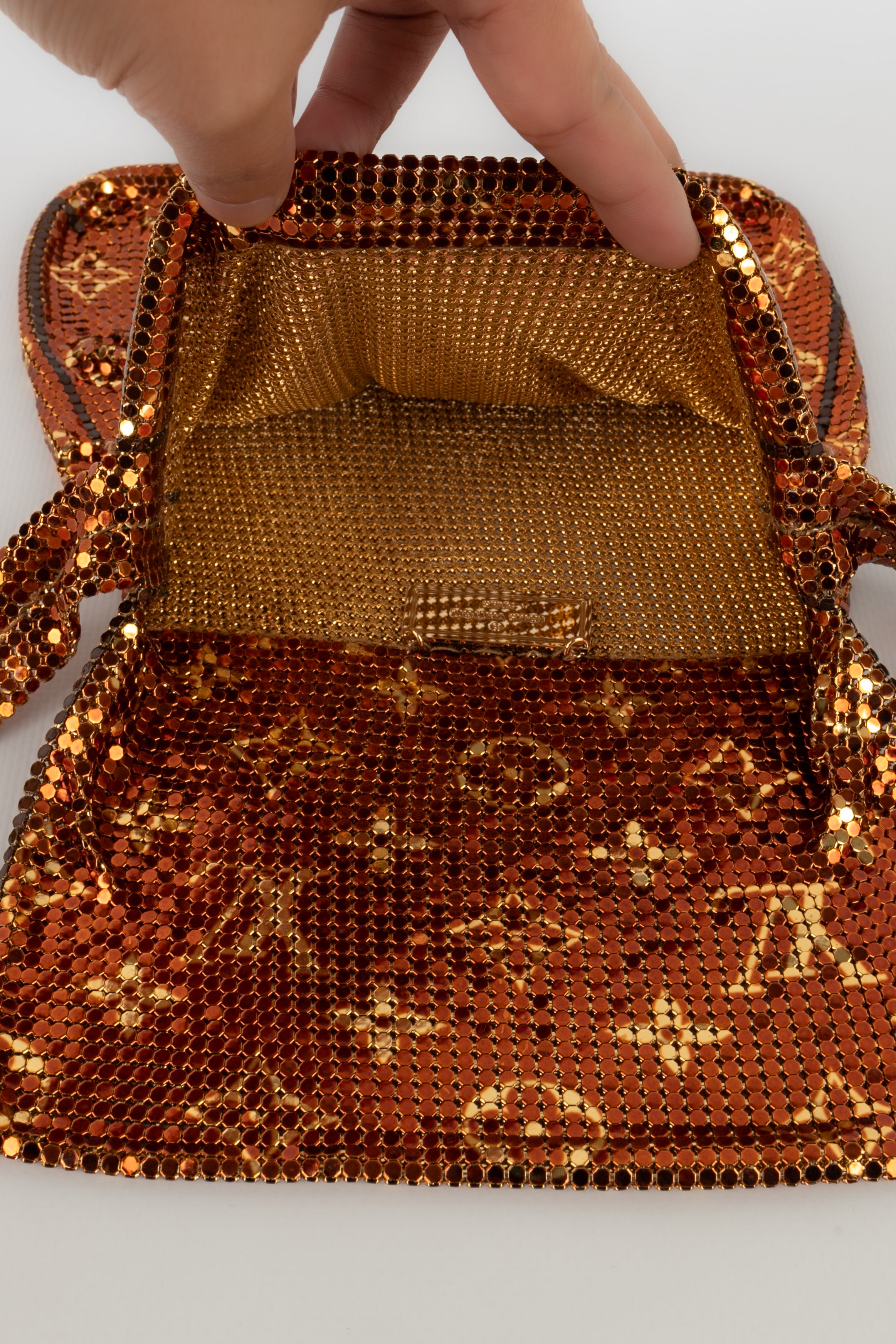 Louis Vuitton bag 2002 – Les Merveilles De Babellou