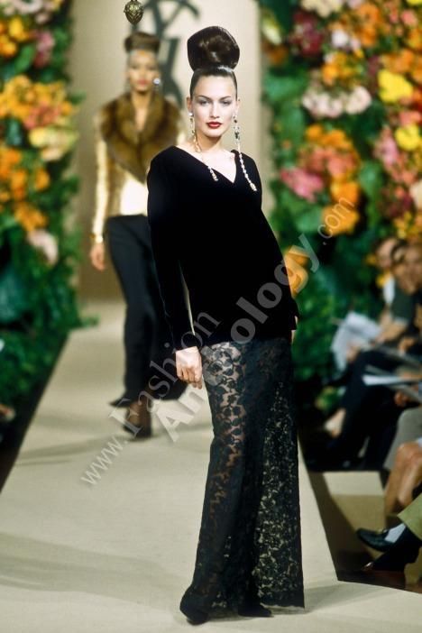 Ensemble Yves Saint Laurent Haute Couture 1999