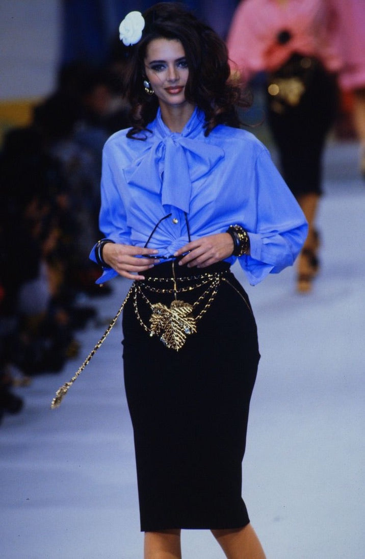 Bracelet en bois Chanel 1990s