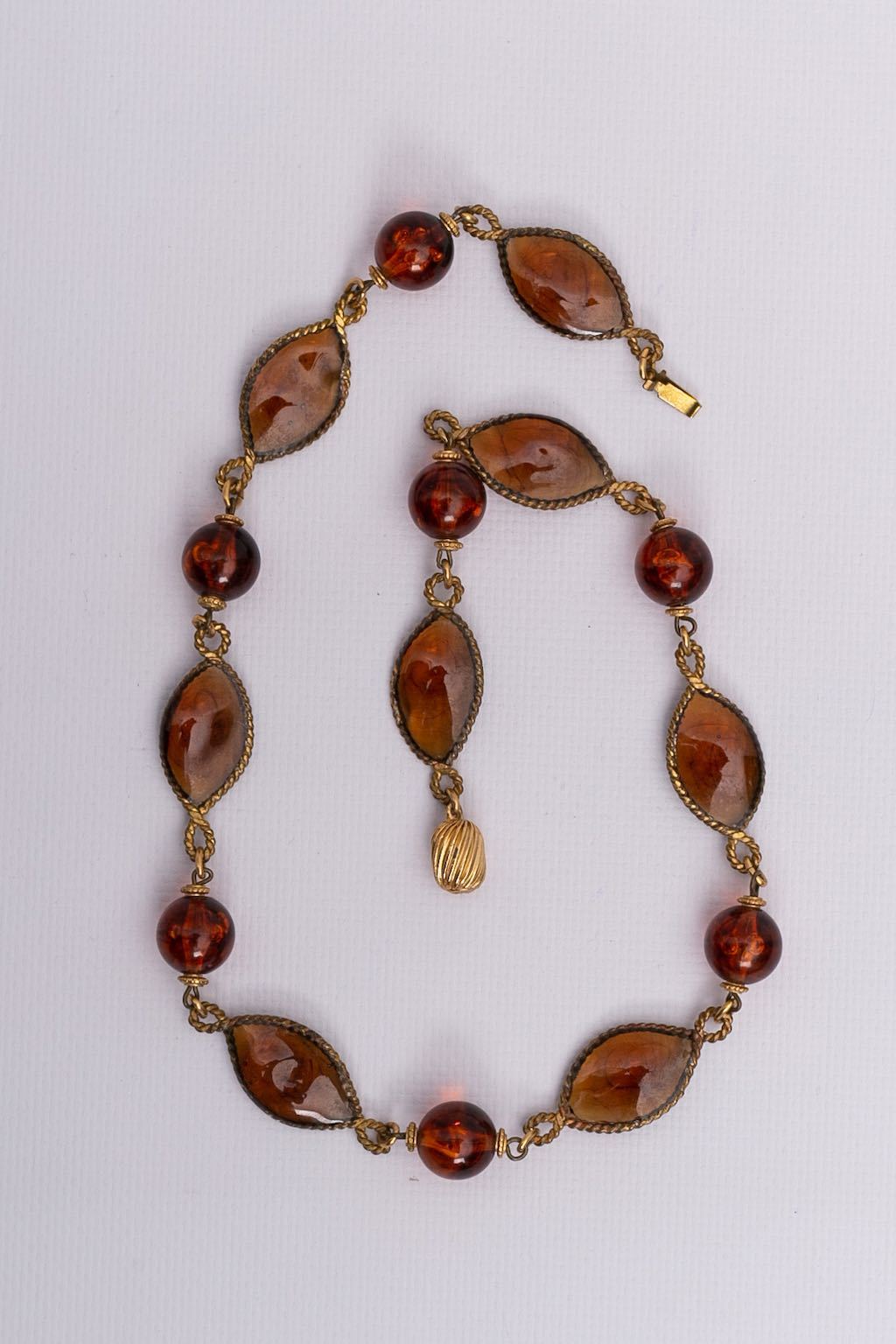 Collier en pâte de verre