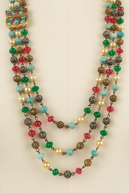 Collier ancien en pâte de verre