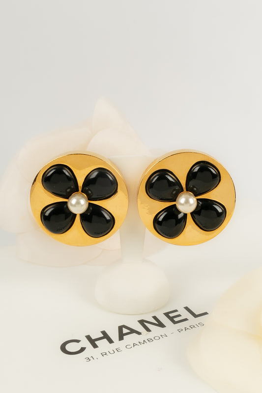 Boucles d'oreilles fleurs Chanel