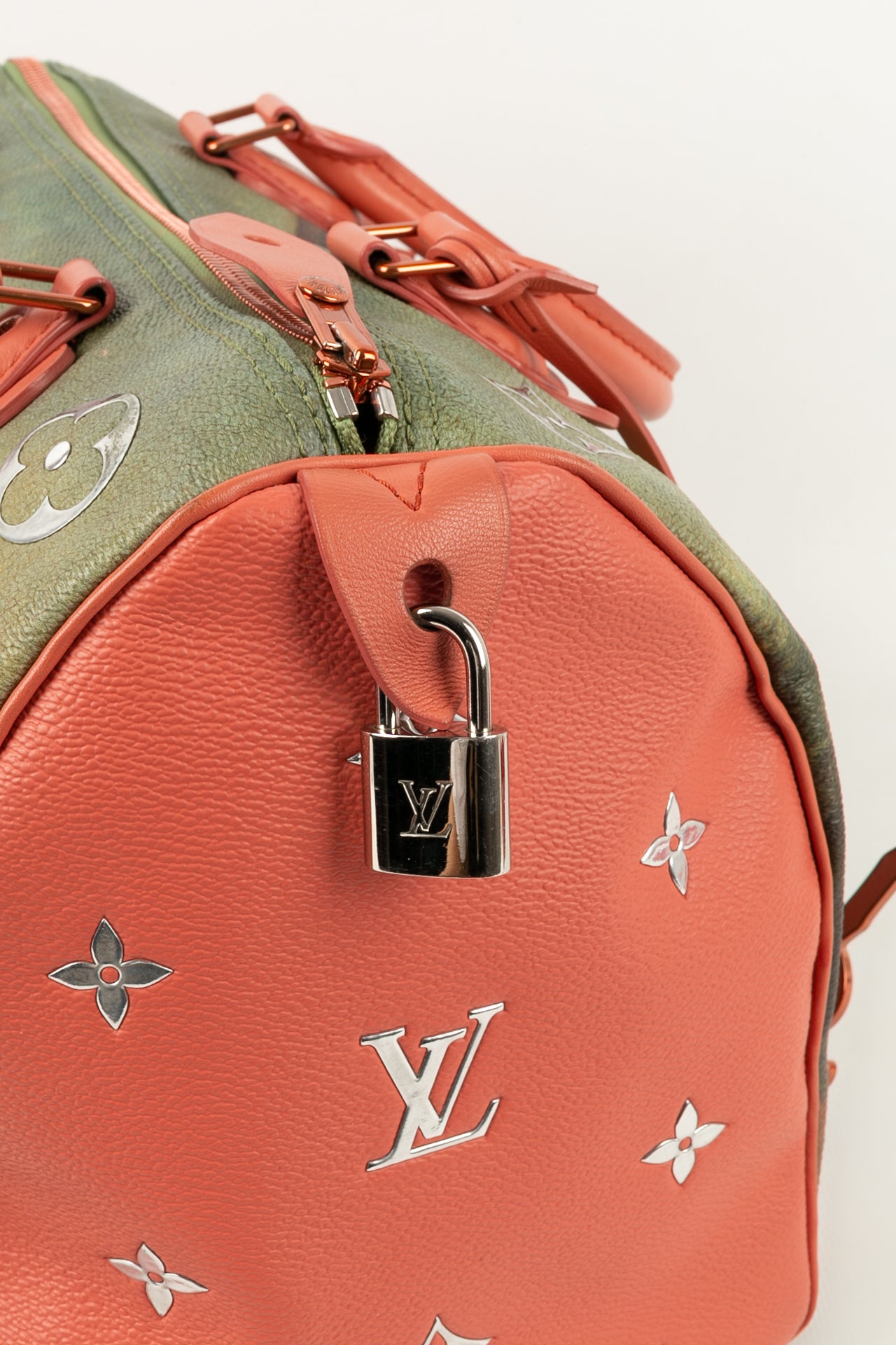 Louis Vuitton Da Vinci Leather Bag on Display in Toronto Store Editorial  Photography - Image of design, artist: 92375312