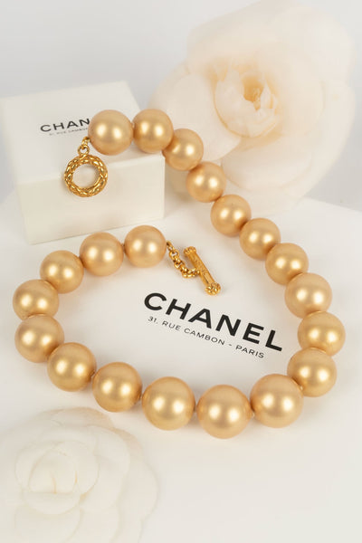 chanel pearls necklace
