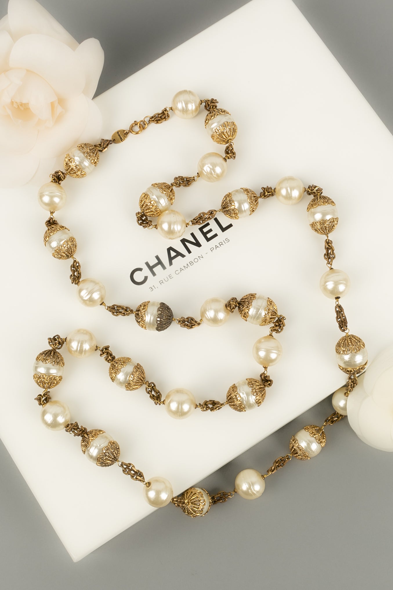 Collier de perles Chanel Printemps 1996