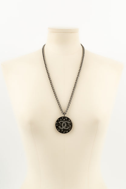 Collier pendentif cc Chanel