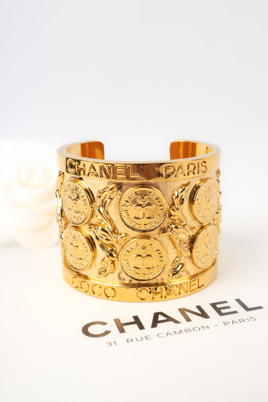 Bracelet manchette Chanel