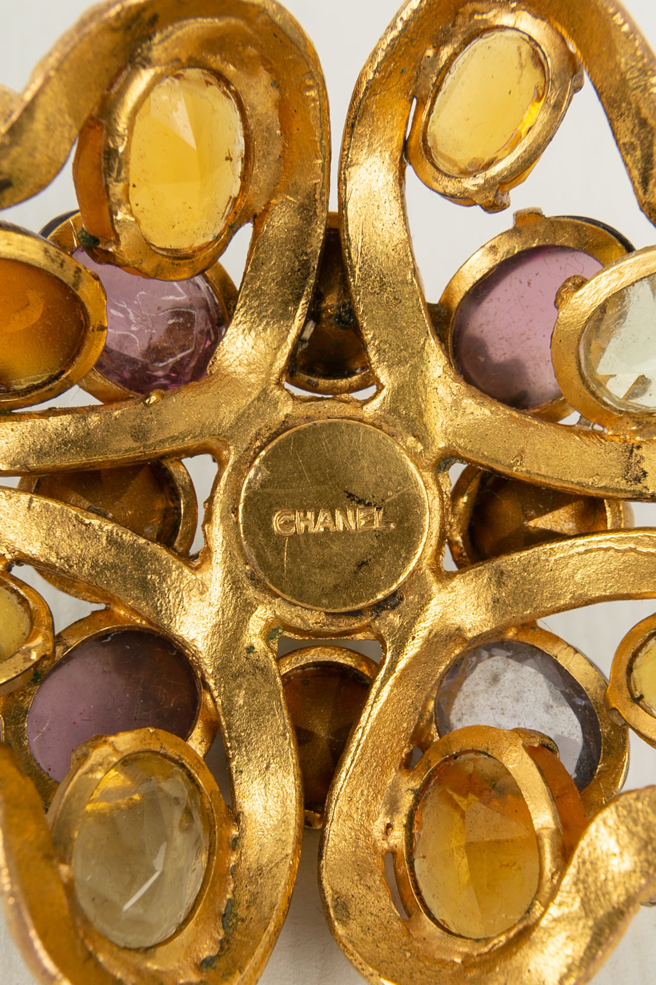 Broche ancienne Chanel