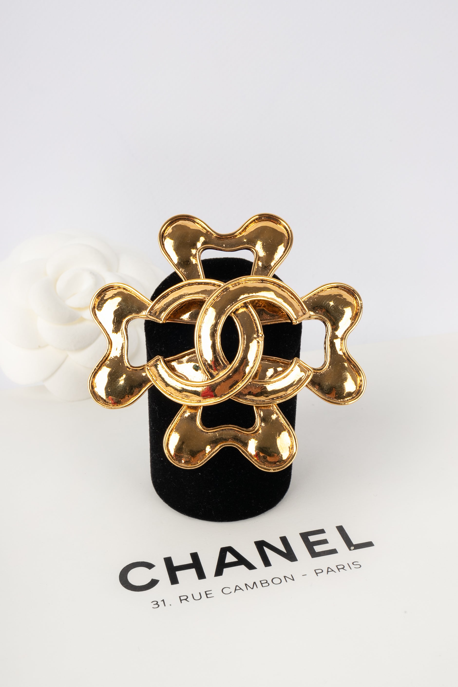 Broche Chanel Printemps 1995