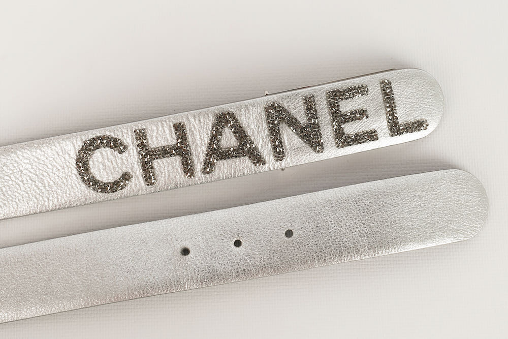 Ceinture argentée Chanel