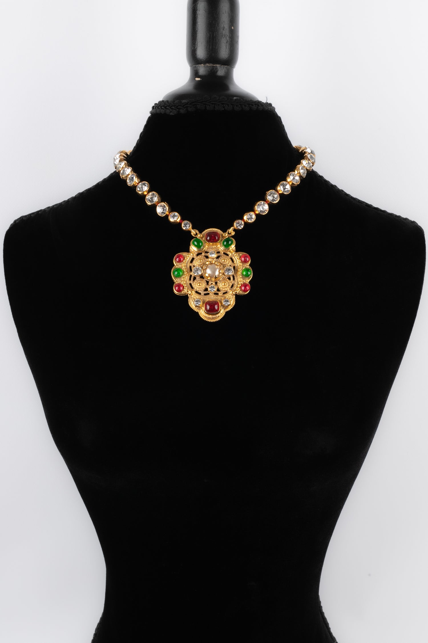 Collier byzantin Chanel