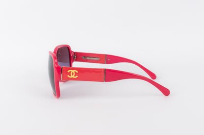 Lunettes de soleil roses Chanel