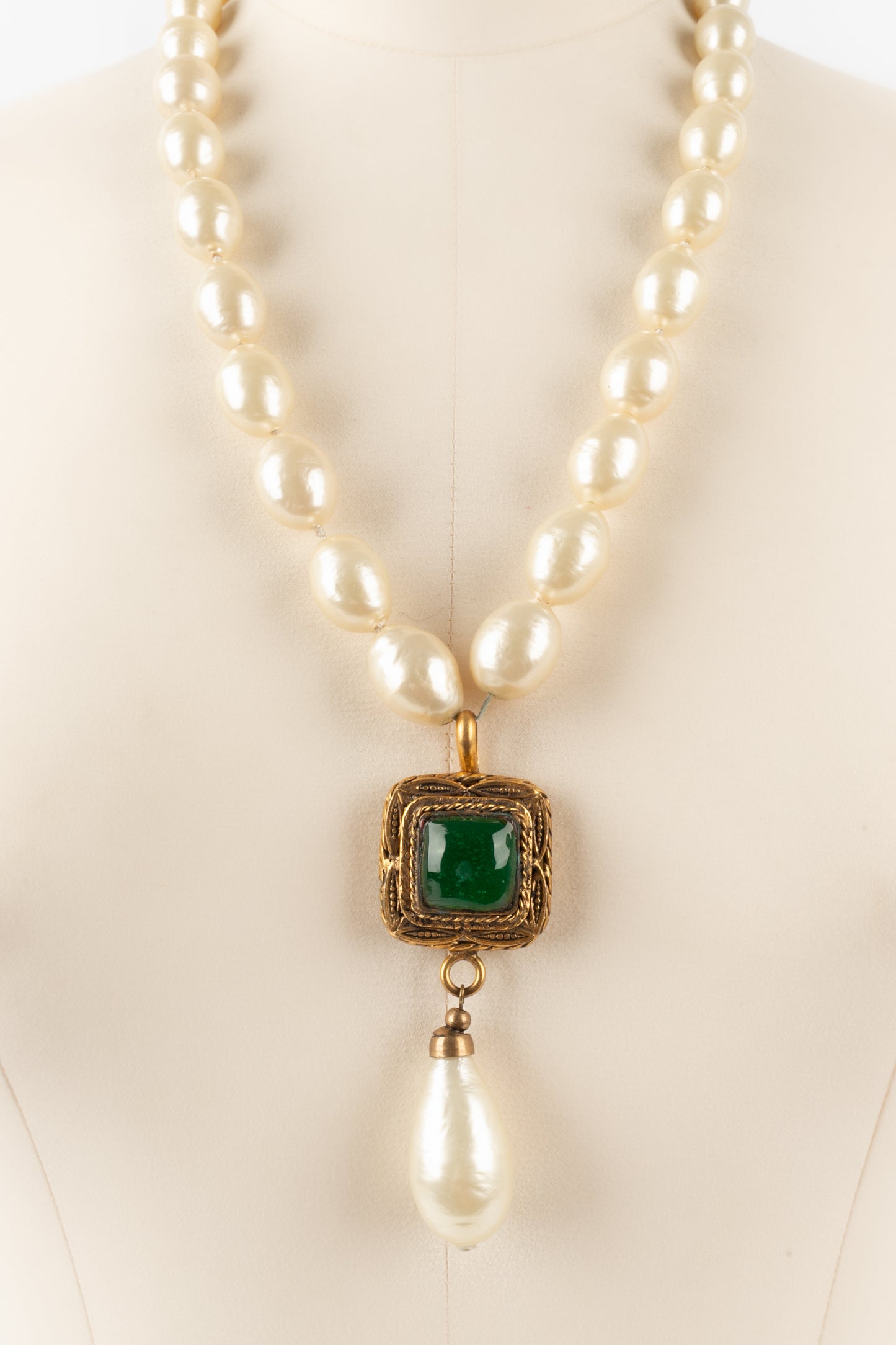 collier Chanel 1983