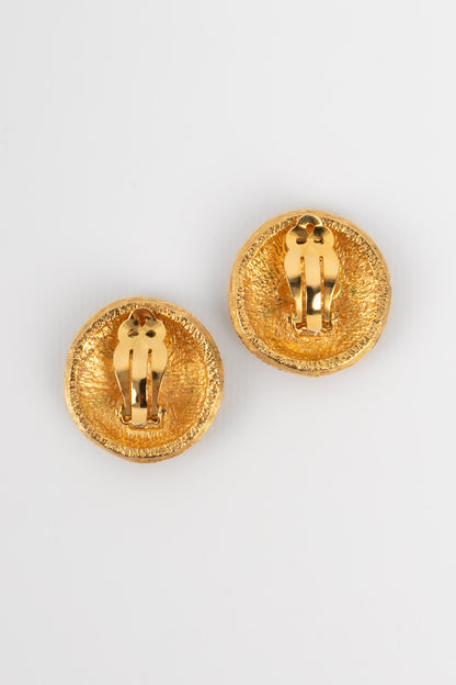 Boucles d'oreilles dorées Chanel