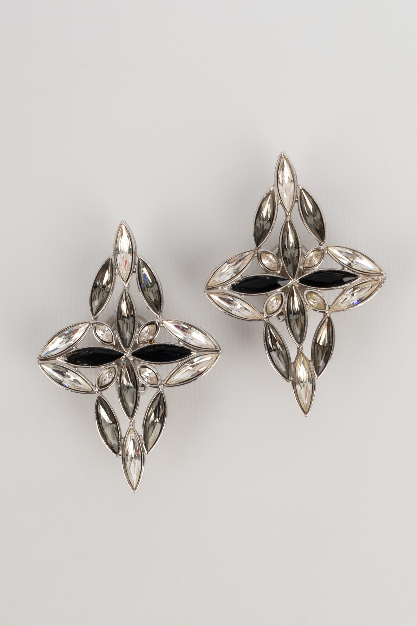 Boucles d'oreilles Yves Saint Laurent