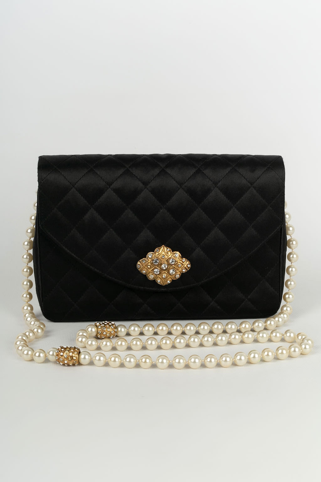 Chanel jewel bag