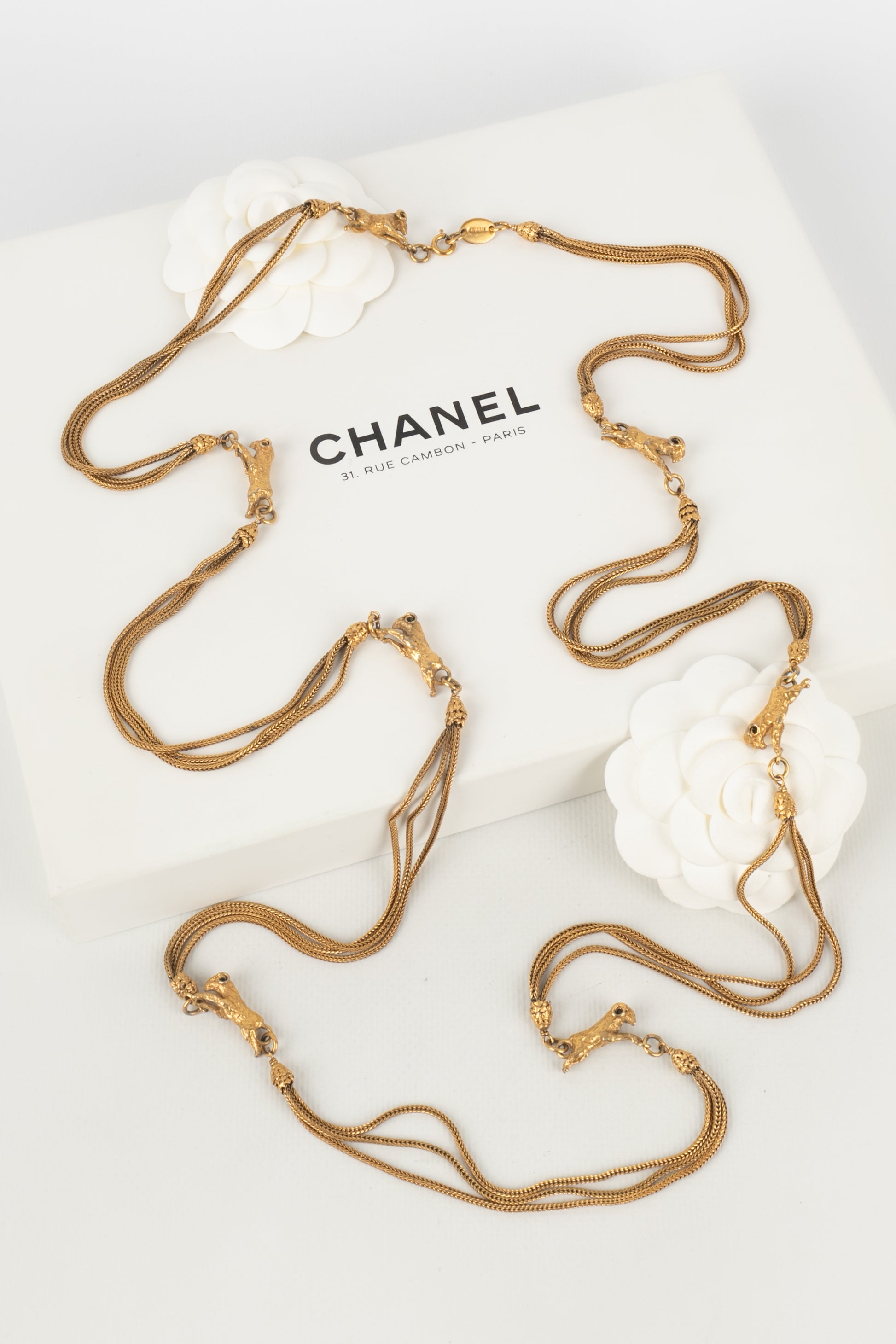 Collier "têtes de bélier" Chanel