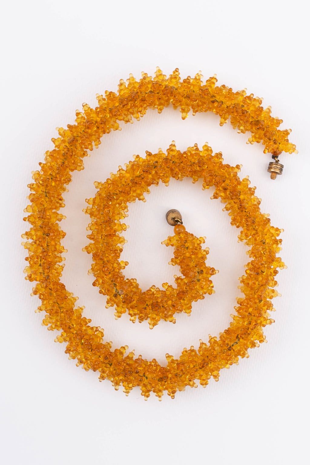 Collier en pâte de verre orange 1930s