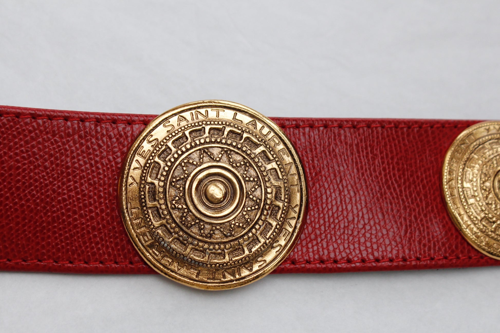 Chanel black leather belt – Les Merveilles De Babellou