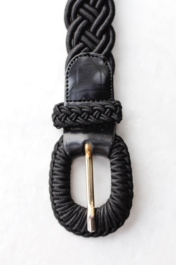 Belt in black passementerie