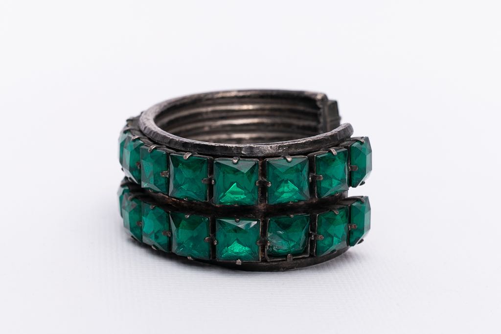 Yves Saint Laurent Haute Couture bracelet with green rhinestones (Attributed to)