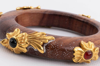 Wooden and hard stones bracelet