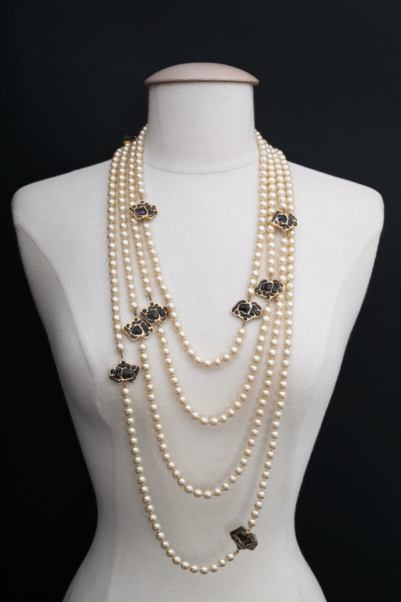 Serge-Eric Woloch pearly bead long necklace