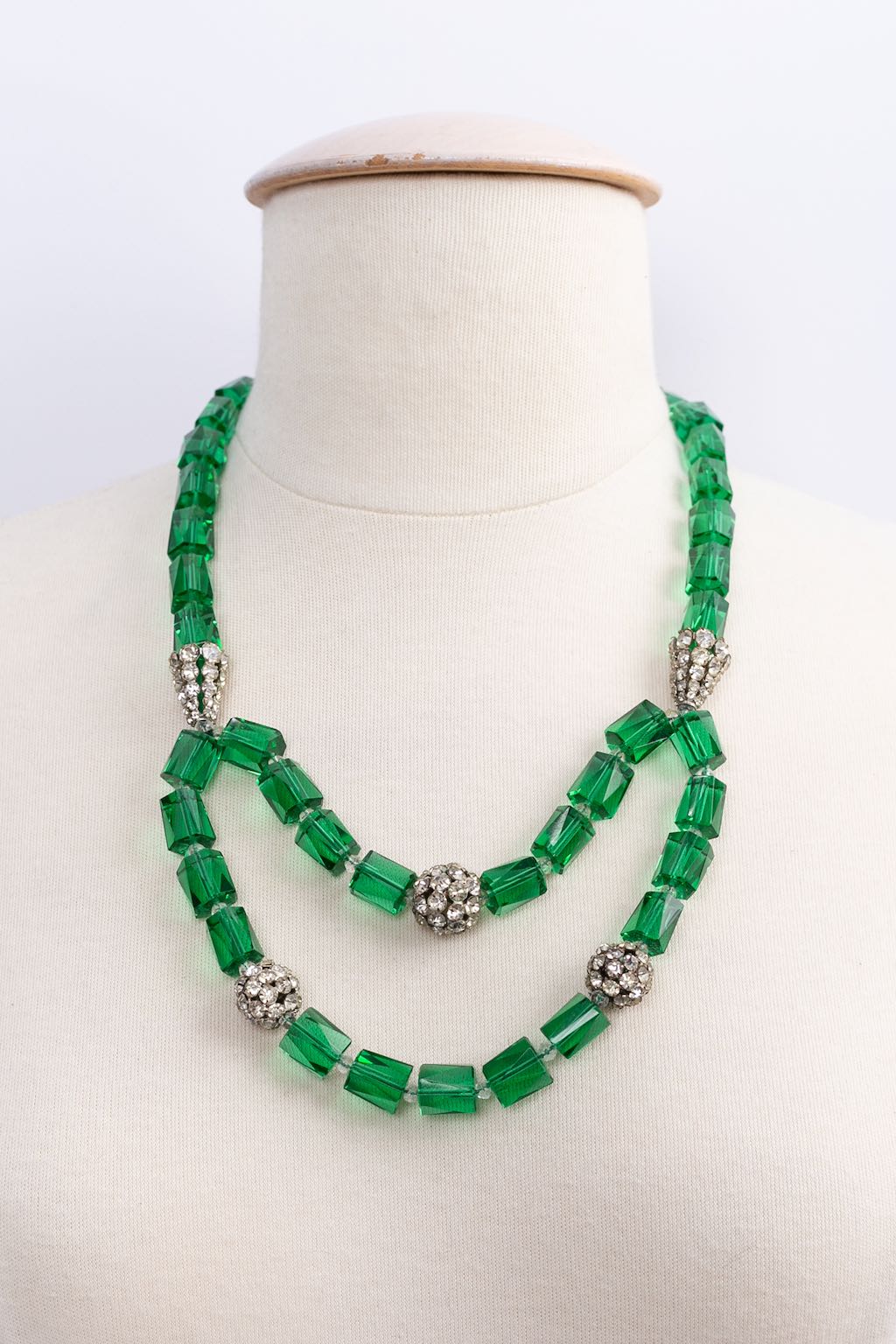 Chanel necklace with glass beads and rhinestones