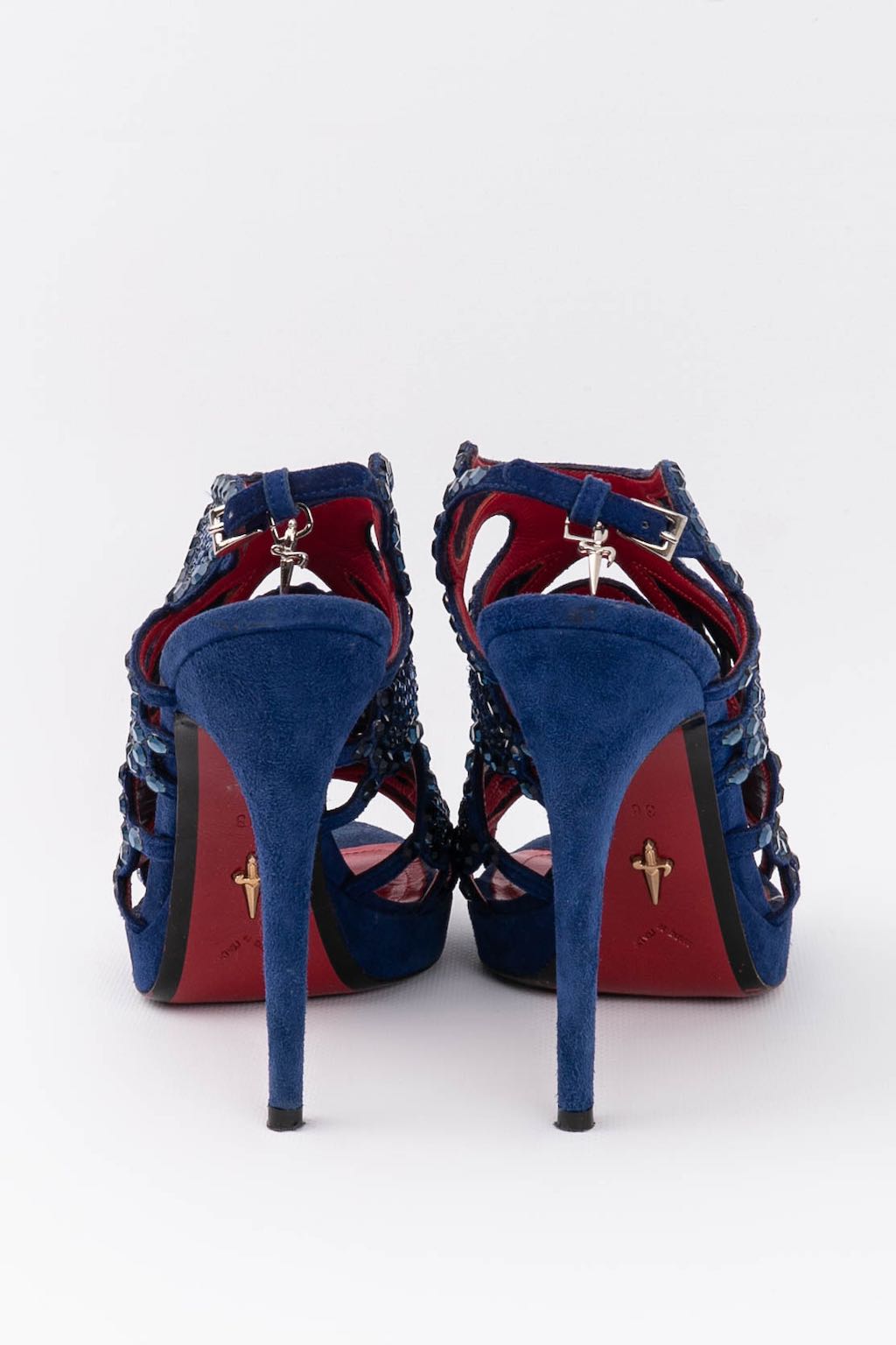 Escarpin CESARE PACIOTTI pour Femme - Vestiaire Collective Escarpin CESARE PACIOTTI pour Femme - Vestiaire Collective