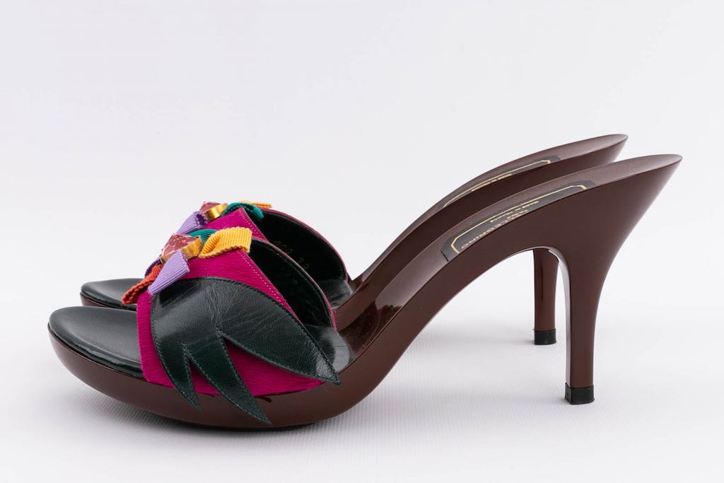 Renaud Pellegrino pony skin pumps