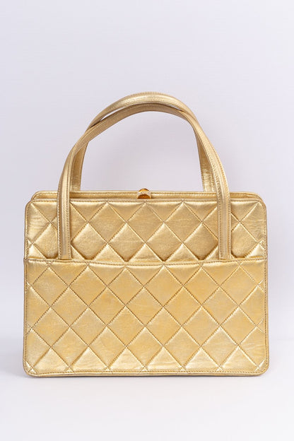 Chanel evening bag in gold leather